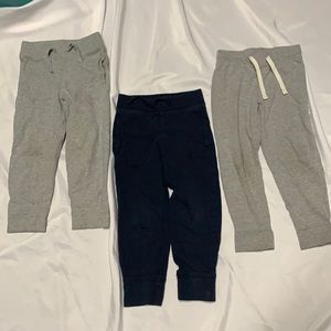 4T Gap/Old navy play time jogger bundle